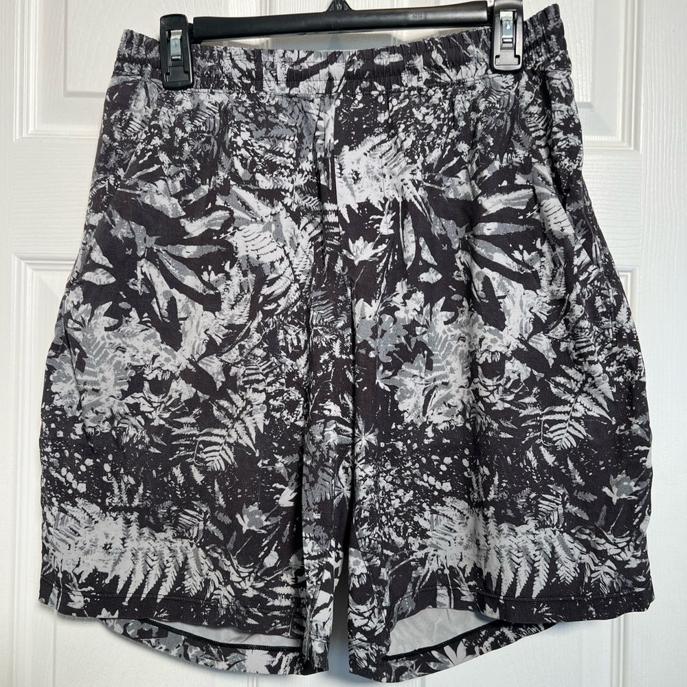Lululemon Mens Core Linerless Shorts - 9 Inch